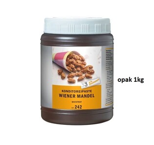 8579